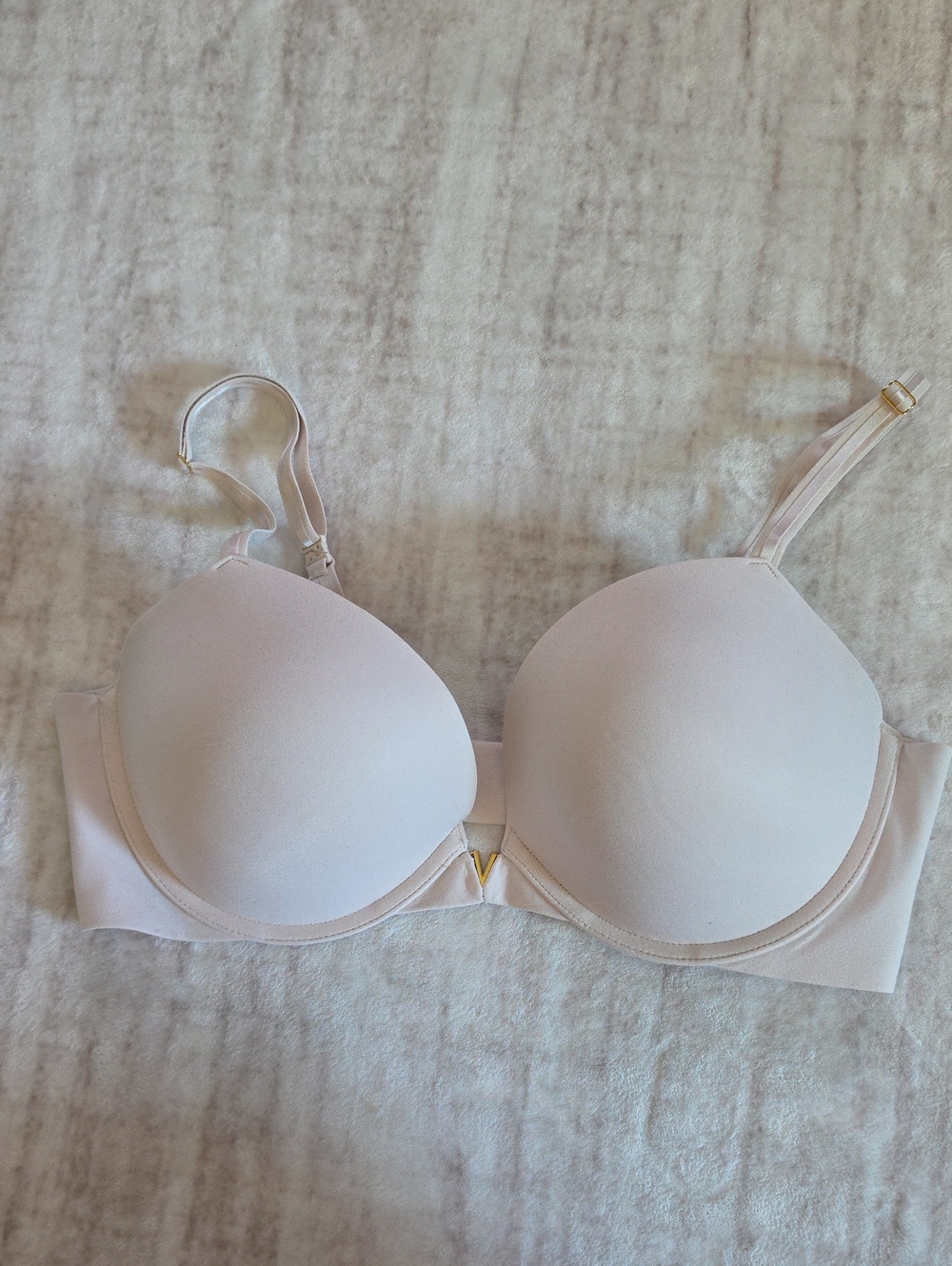 ♥️Victoria's Secret Freedom Cloud Push Up Bra ✨
